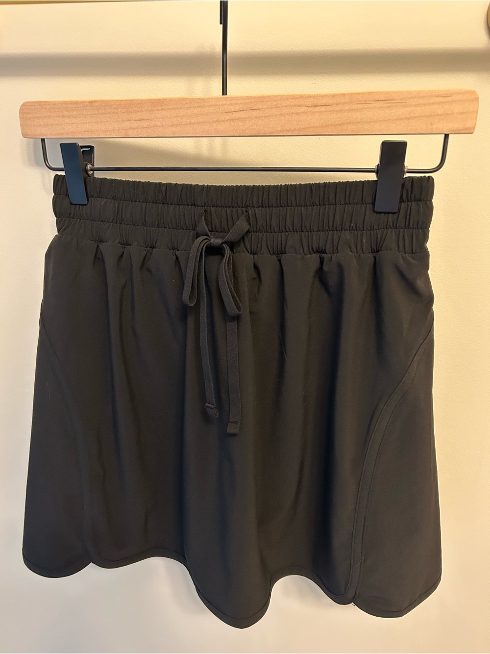 Beyond Yoga Black Athletic Drawstring Skort with Elastic Waist XS